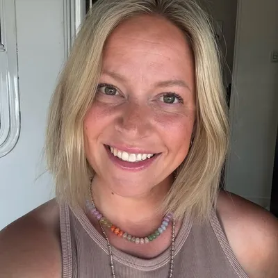 Emily Feely | PNW RV Life profile