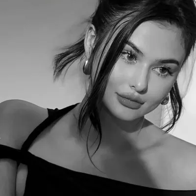 EMILY RAE SAWYER₁₉₉₄ profile