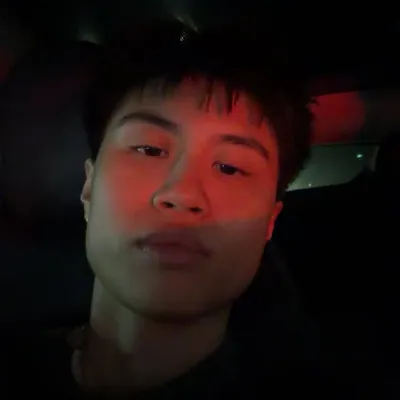 Em profile