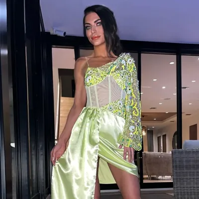 Emily Young profile