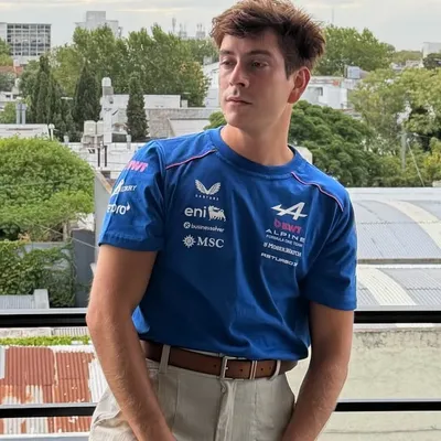 Emi Obern profile