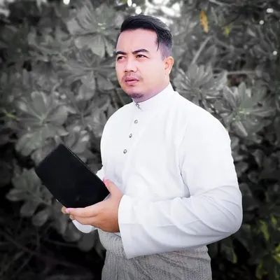 emir_roslan profile