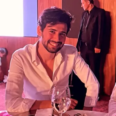 Emirhan Özhan profile