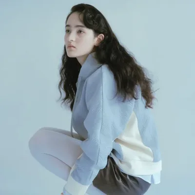 瑛美 Emi Yamashita profile