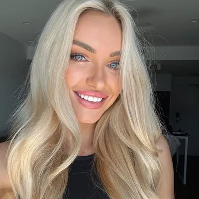 Emily-Brooke LeBoydre profile