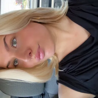 EMMA ELIZABETH profile