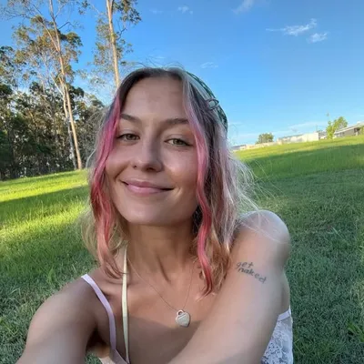 Emma Horn profile
