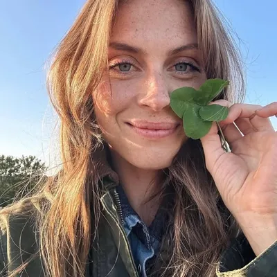 Emma Martiny profile