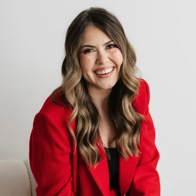Emma Morem Reichart profile