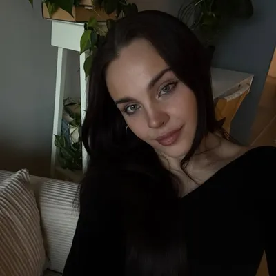 Emma Amanda profile