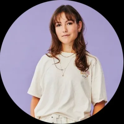 Emma Bates profile