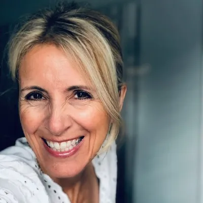 EMMA | ÉCLAT & SANTÉ 40+ ✨ profile