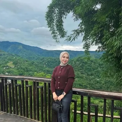 Emylia Contesa Putry profile