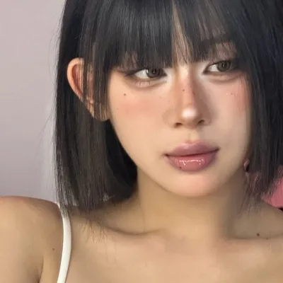 Nìe profile