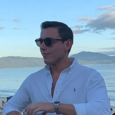 Enrique Gómez Berthón profile