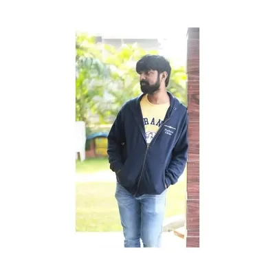 suyash profile