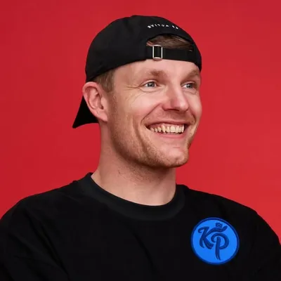 Enzo Knol profile