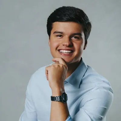 Enzo Pacces profile