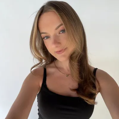 emma leah profile
