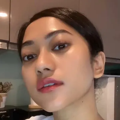 Eqa Fakhri profile