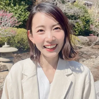 フェムケア講師ELLY🕊子宮ケアアカデミー主宰 profile