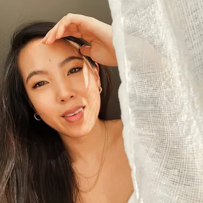Erica Yang profile