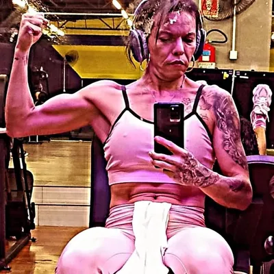 Erica Ferraz profile