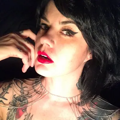 Erica Flannes profile