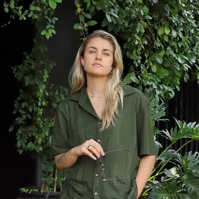 Erica Hill profile