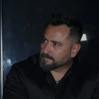 Erik Martell profile