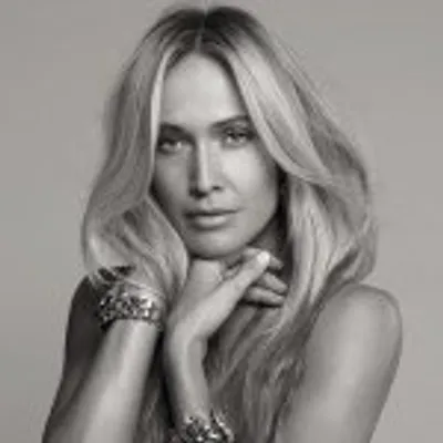 ErikaHeynatz profile