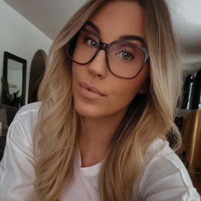 โ ๐ธ๐๐๐๐ - ๐๐ผฬ๐ฑ๐ฒ๐ฟ๐ฏ๐ฒ๐ฟ๐ด ๐ฑ profile