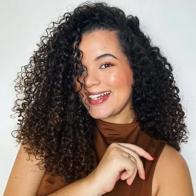 Erika Vasconcelos profile