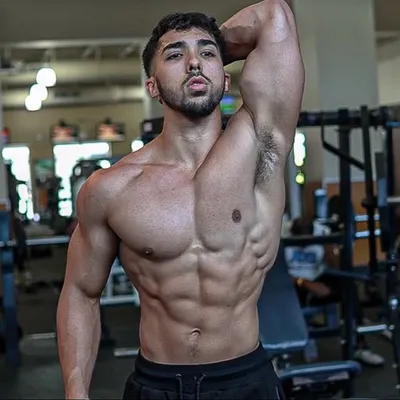 Erik Woods profile