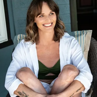 Erin Cooper☕ profile