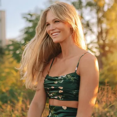 Erin Heatherton profile