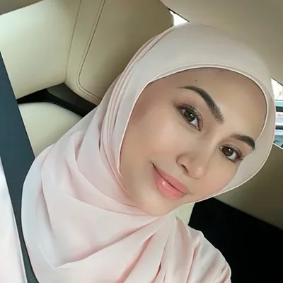 Nur Arina profile