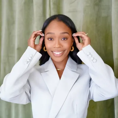Erin | Branding & Biz profile