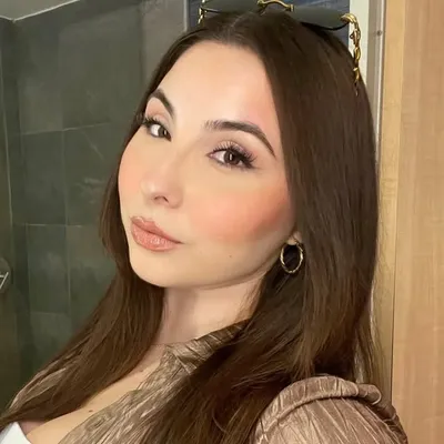 Erin Safran profile