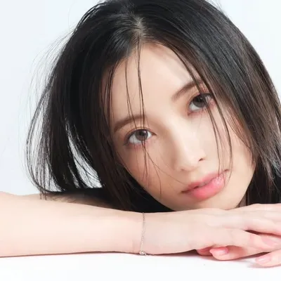 大石絵理 Eri Oishi profile