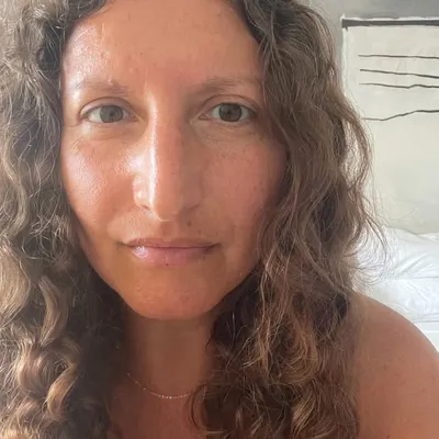 Emily Nathan profile