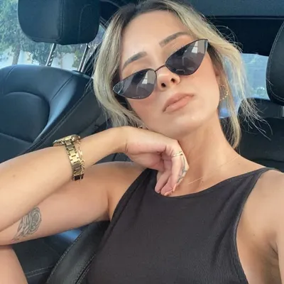 Esra Maral profile