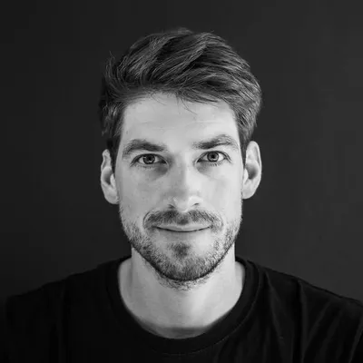 Esben Oxholm profile