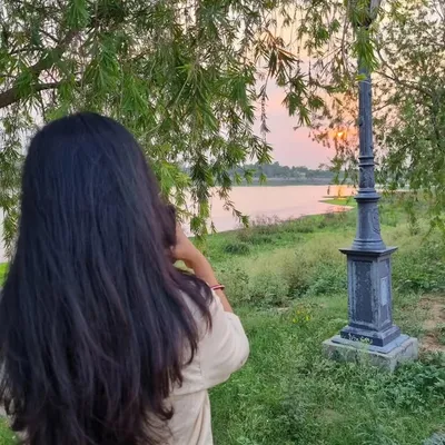 S• A visual diary • profile