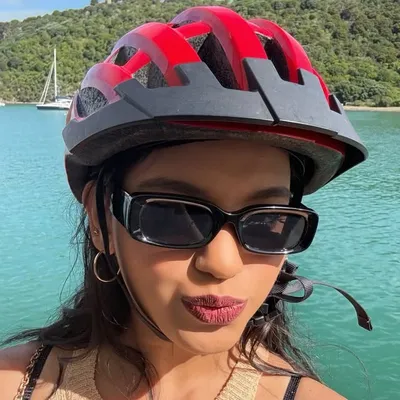 Esha Rebelo profile