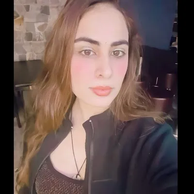 Esha Talwar profile