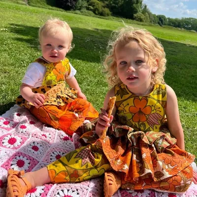 Esmé & Perrie profile