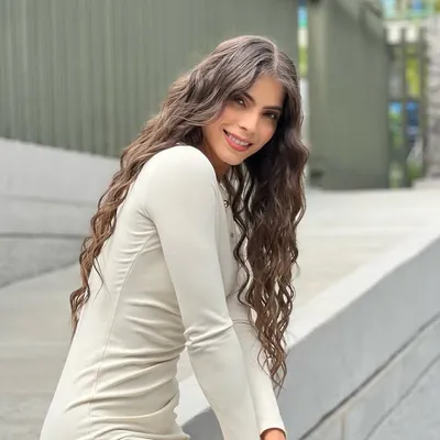 Esmeralda Ugalde profile