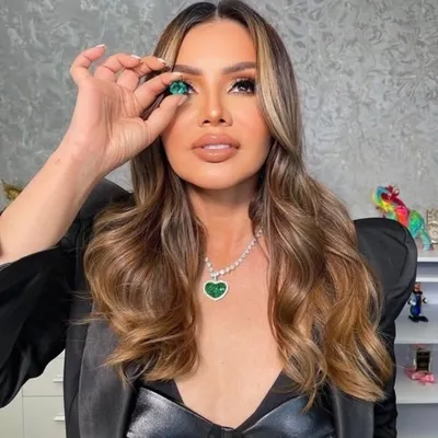 COLOMBIAN EMERALDS 🇨🇴 💚María I. Hincapie profile