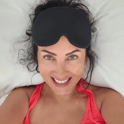 Esra Farsak profile